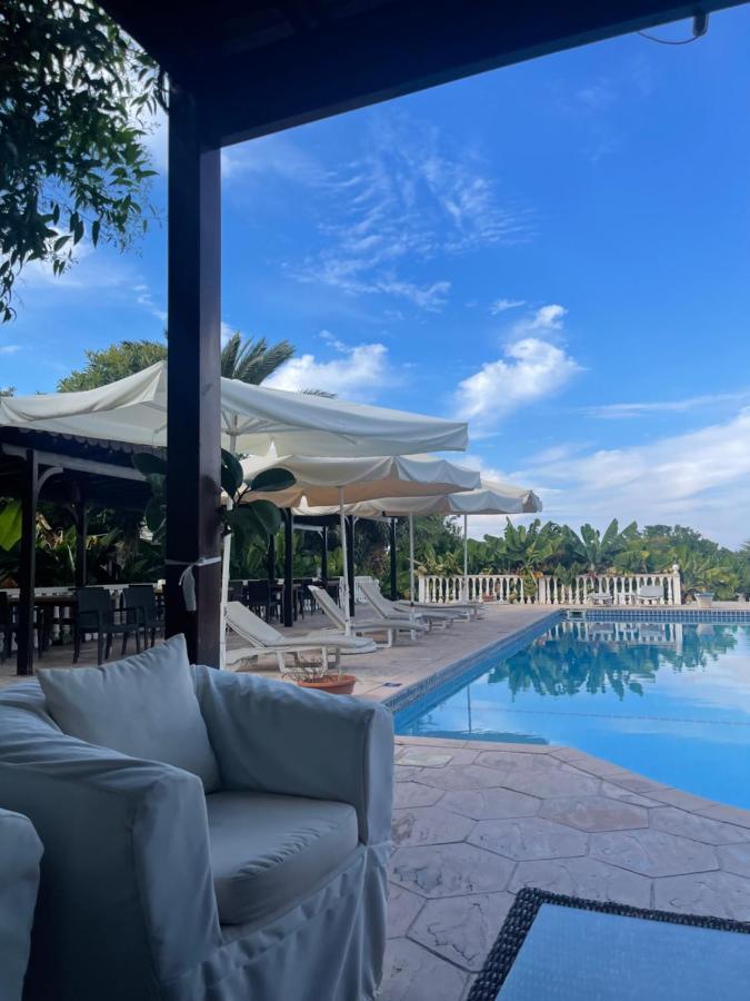 Hotel Club Alda Lapithos  Exterior foto
